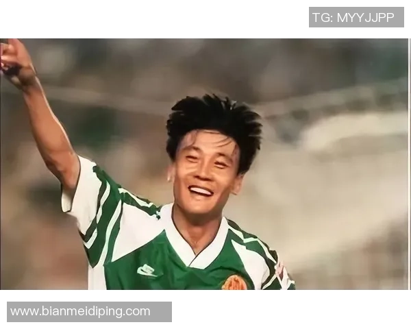 当年绿茵场叱咤风云的足球巨星如今老年风采依旧动人 当年绿茵场叱咤风云的足球巨星如今老年风采依旧动人